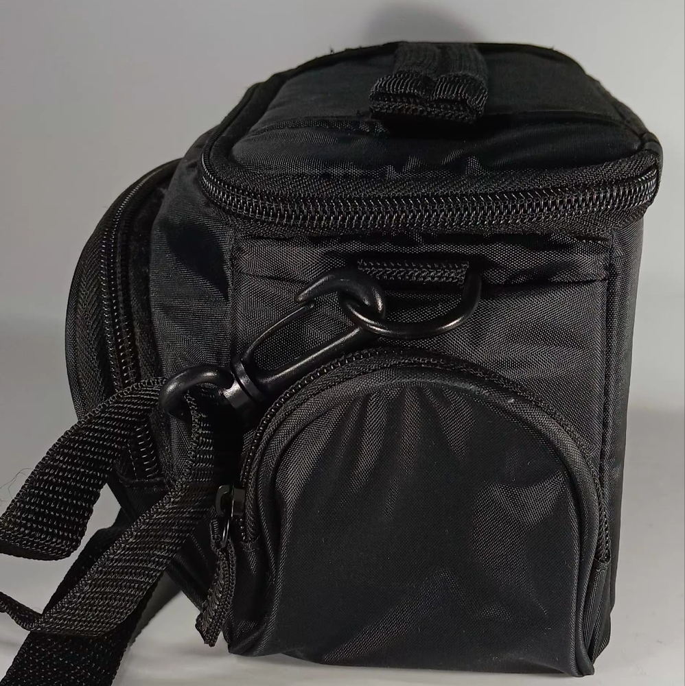 Case Logic Medium Camera Case - Picture 3 of 11